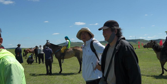 走遍中国：采风呼伦贝尔，偶遇嘎查那达慕的质朴风情