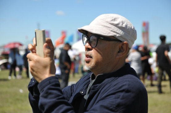 走遍中国：采风呼伦贝尔，偶遇嘎查那达慕的质朴风情